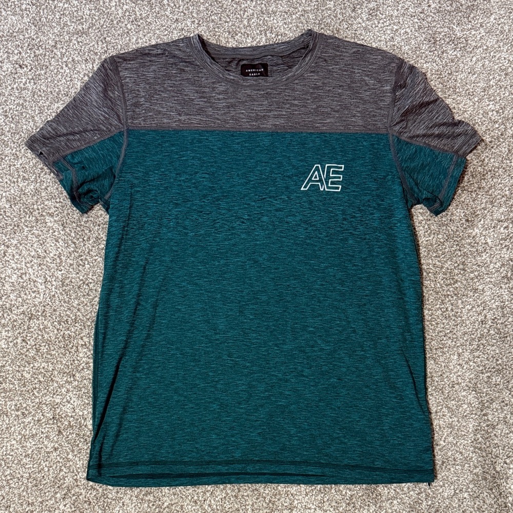American Eagle Men's Charcoal and Teal Tee